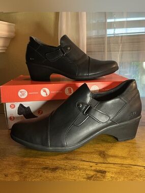 JBU Ladies “Kyley” Heeled Ankle Boot